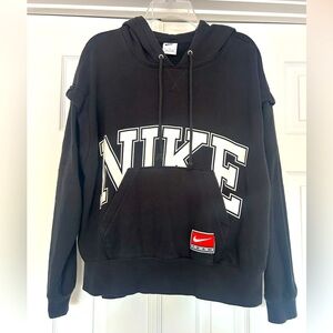 Nike Women’s Black Hoodie with Logo - Size Medium